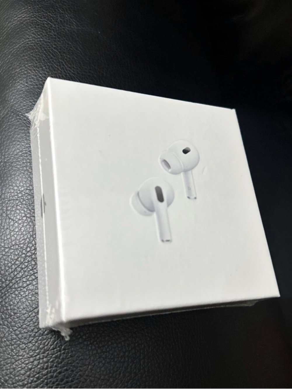 Apple AirPods Pro (2nd Generation) White Bluetooth In-Ear Earbuds MagSafe Case